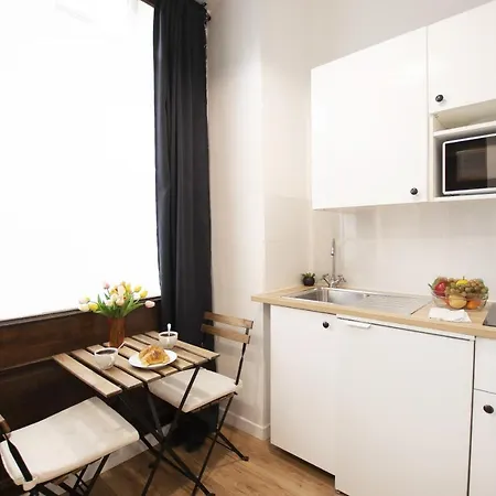 Superbe Proche Tour Eiffel