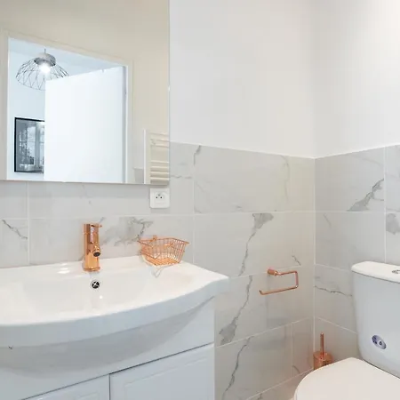 Superbe Proche Tour Eiffel