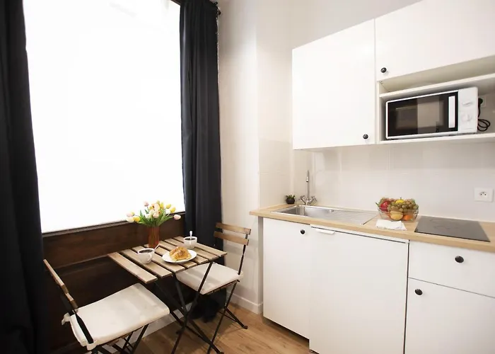 Superbe Proche Tour Eiffel