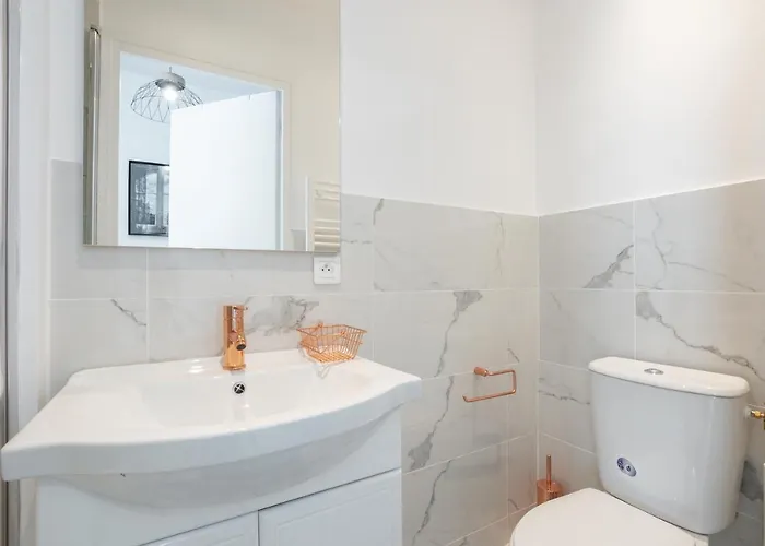 Superbe Proche Tour Eiffel