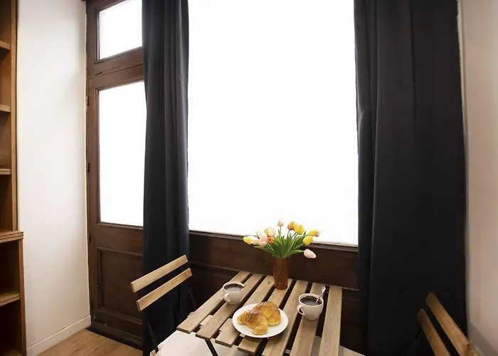 Superbe Proche Tour Eiffel 아파트 *