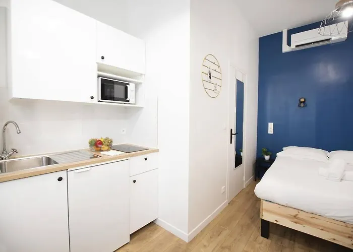 아파트 Superbe Proche Tour Eiffel 파리